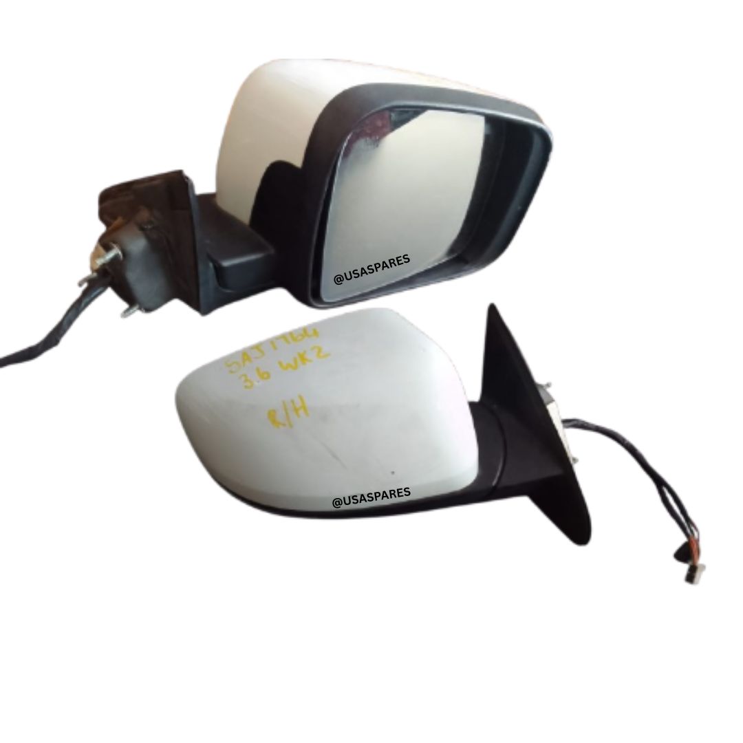 Image of Jeep Grand Cherokee 3.6 WK2 Used Door Mirrors showing OEM-quality replacement mirrors with power adjust, heating, and turn signal features for reliable vehicle restoration.