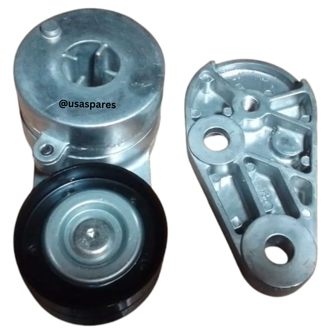 New tensioner for Jeep Grand Cherokee 3.0 CRD WK1 – durable engine component designed to maintain proper belt tension and ensure smooth operation.