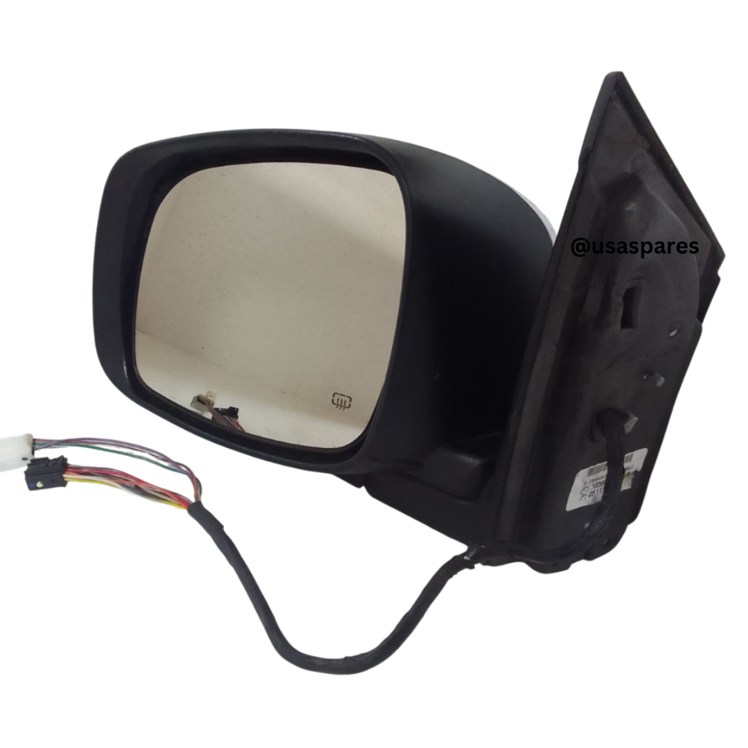 Used mirrors for Chrysler Grand Voyager MK3 – OEM side mirrors in good condition, suitable for replacement and restoring full rear visibility