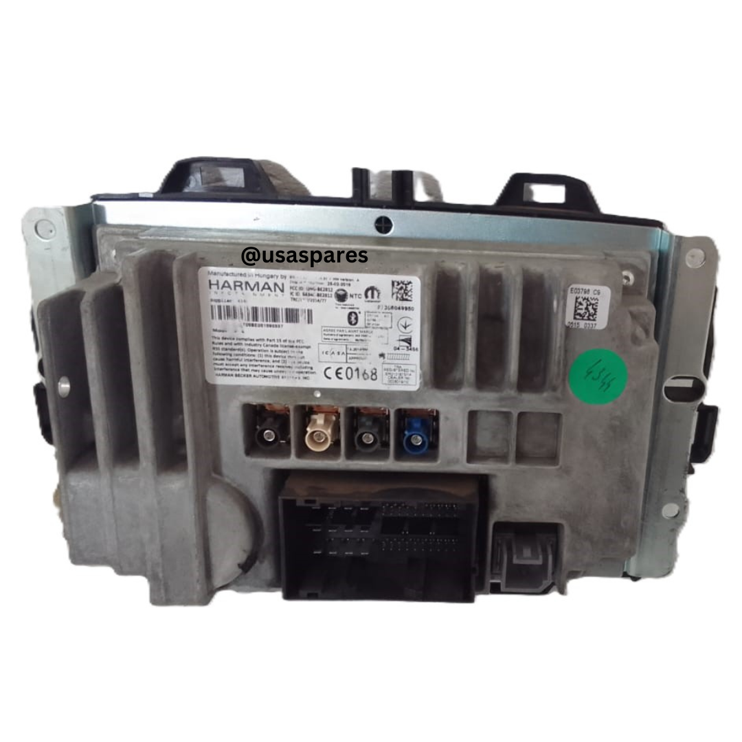 Used radio unit for Jeep Renegade – OEM audio system component in good working condition, ideal for replacement or upgrade.