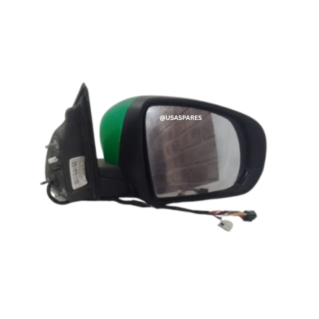 Jeep Cherokee 3.2 KL used Door Mirror with intact housing and clear mirror glass, designed for reliable visibility and easy vehicle fitment.