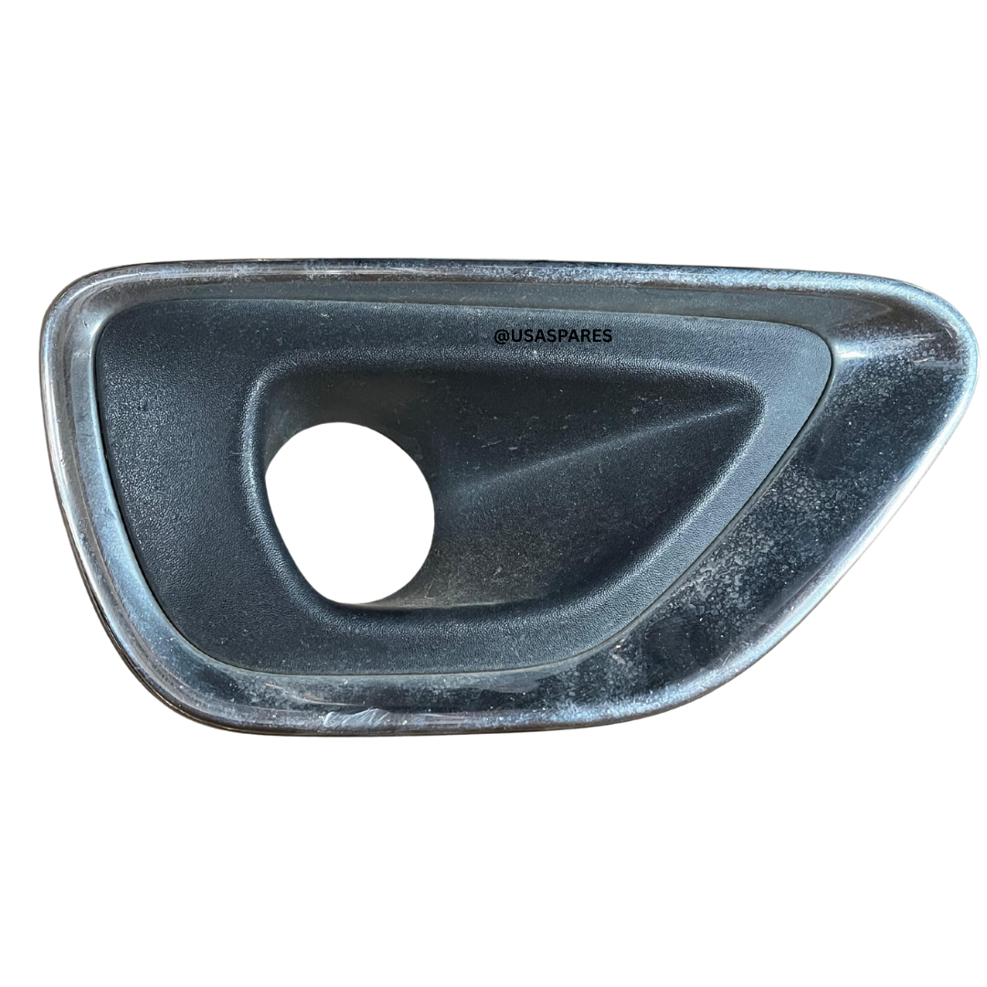 Used Jeep Grand Cherokee 3.6 WK2 foglight cover, OEM fit, durable, and protects fog lights from debris