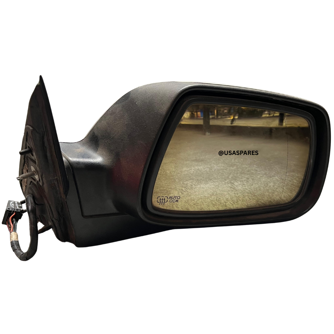 Used Jeep Grand Cherokee 6.1 SRT WK1 door mirror, OEM fit, tested replacement for restoring visibility, safety, and factory styling.