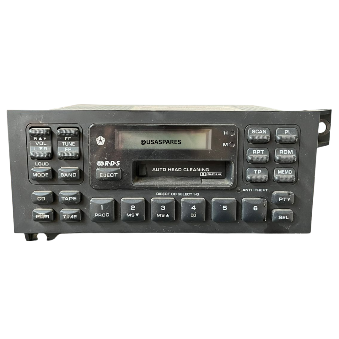 Used Jeep Compass 2.0 OEM radio unit, fully tested, reliable replacement for restoring audio and entertainment functions.