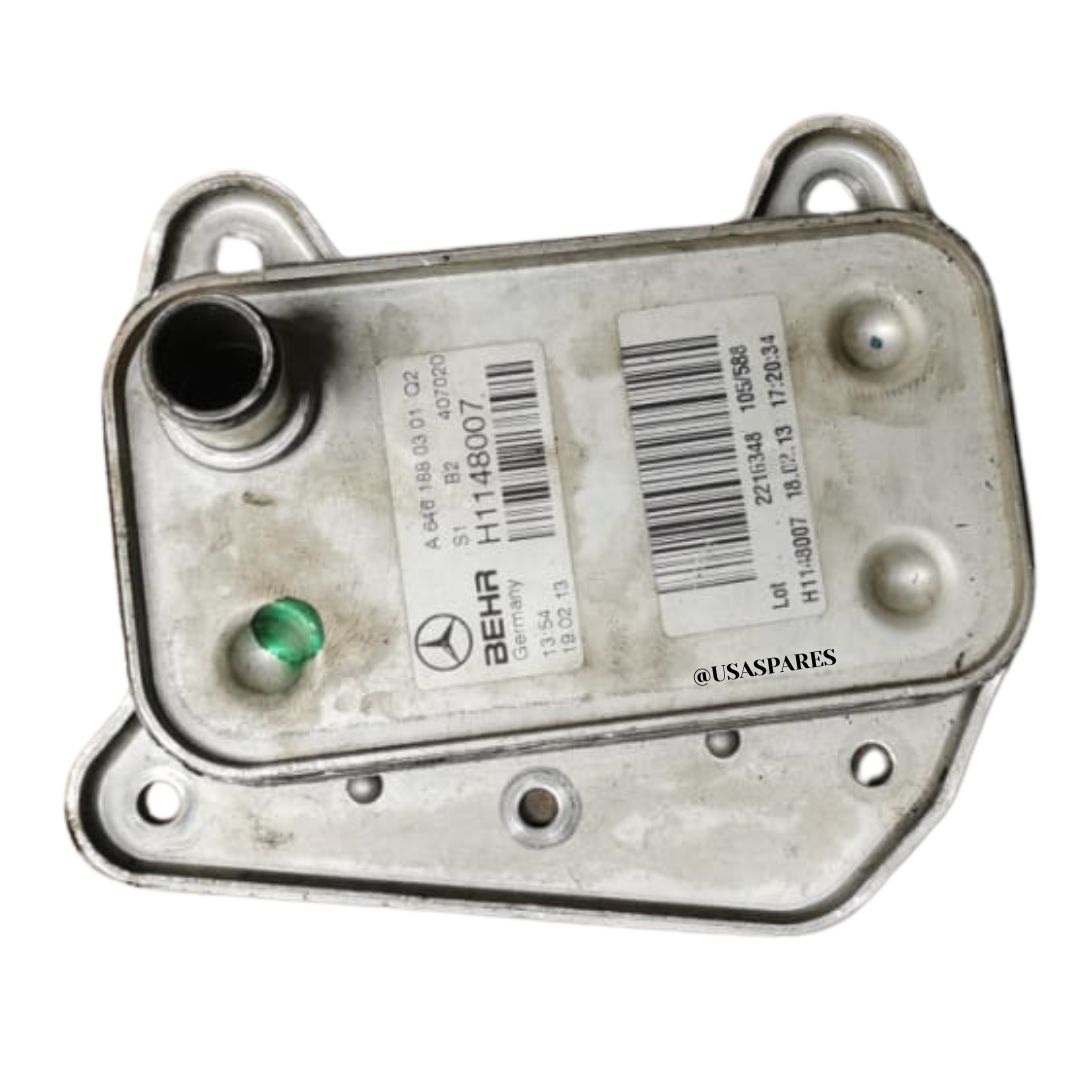 Jeep Grand Cherokee 2.7 WJ Used Oil Cooler – OEM diesel engine component for reliable oil temperature control and protection.