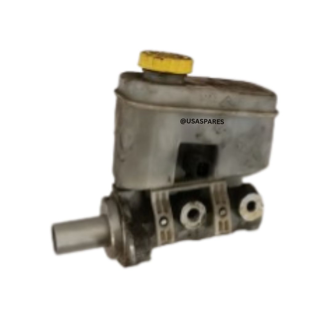 Jeep Cherokee 3.7 KK Used Brake Master Cylinder – OEM replacement to restore safe and reliable braking. Affordable, tested, and durable used part designed for the 3.7 KK to ensure consistent stopping power.