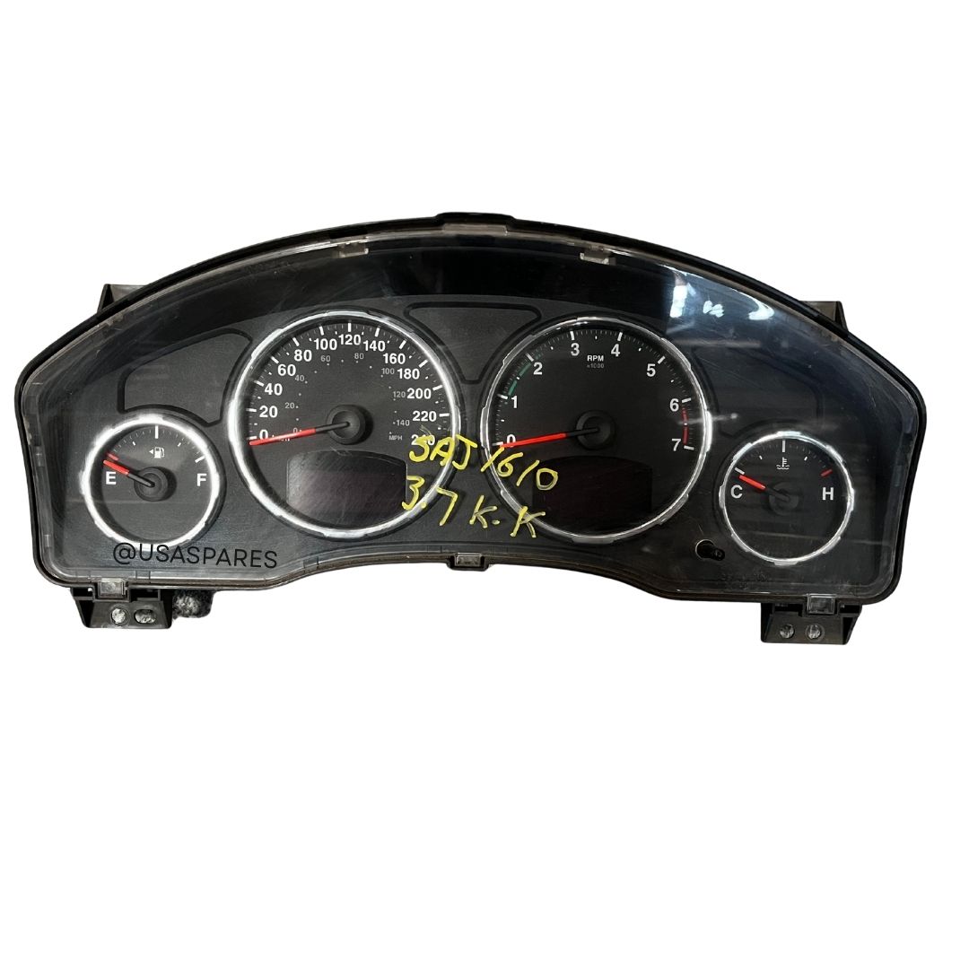Jeep Cherokee 3.7 KK Used Cluster – OEM dashboard instrument cluster for accurate gauge readings and alerts.