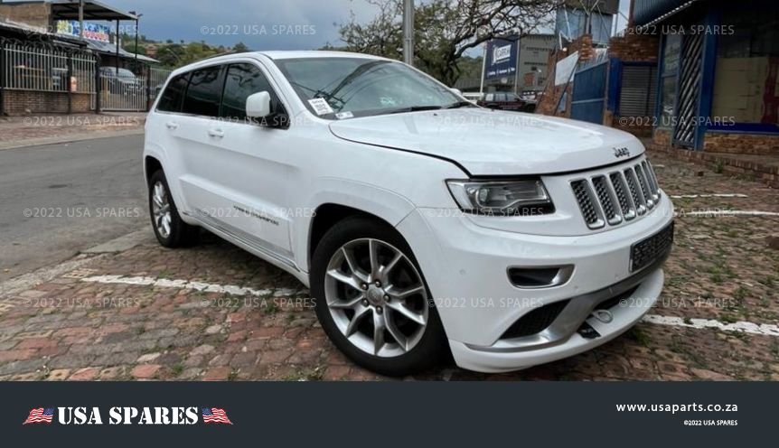 2016 Jeep Grand Cherokee 3.0 Summit stripping for spares with tested OEM components available.